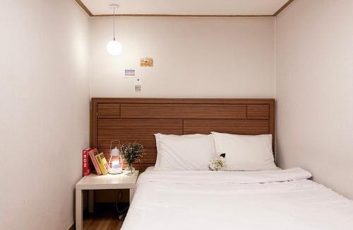 Yeongdeungpo-dong House | Young Stay 306