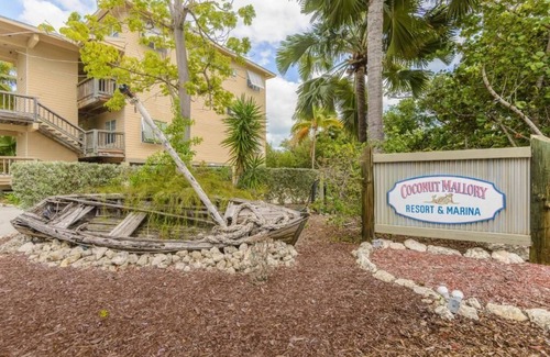 New Town Condo | Your 2025 Labor Day Week Getaway in Paradise . Coconut Mallory, Key West.