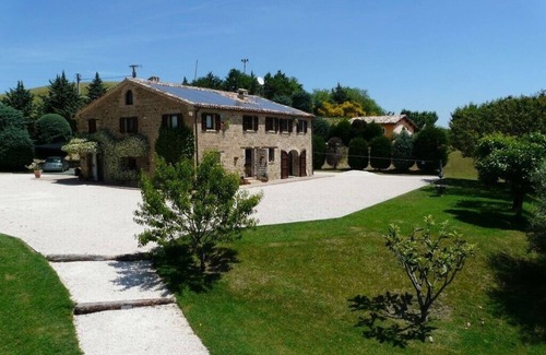 Santa Maria d'Alto Cielo House | Your Country House with pool in the green