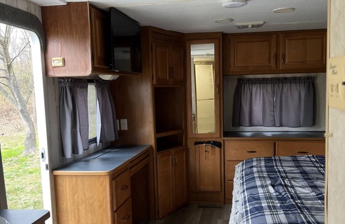 Middletown House | Your Glamping Dreams come true. 6 miles to Hershey Park