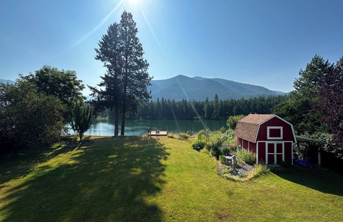 Thompson Falls House | Your “Happy Place” on the Clark Fork in Thompson Falls, Montana