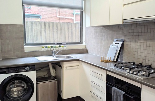 Brunswick Apartment | Your home away from home is at a quiet place in Brunswick.