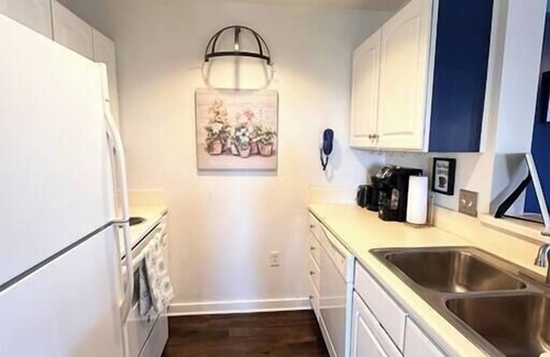 Charlotte Center City Condo | Your home away from home - Weekly