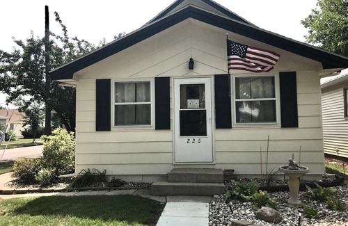 Aberdeen House | YOUR HOME AWAY FROM HOME!