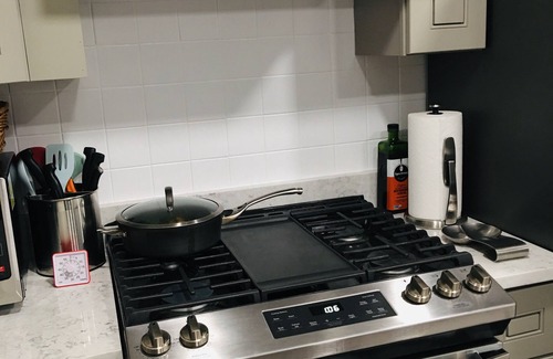 Ross Township House | Your Lovely Home in Pittsburgh w/King Beds/Free Parking