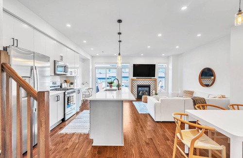 Chapel Hill South Bed & Breakfast | Your Modern Chic Stylish Retreat