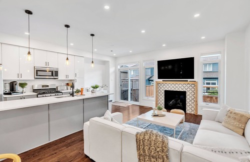 Chapel Hill South Bed & Breakfast | Your Modern Chic Stylish Retreat
