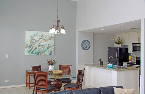 South Padre Island Condo | Your Own Island Paradise in this very spacious condo with elevated ceilings!