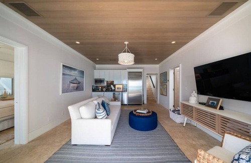 George Town Villa | Your own Private Paradise