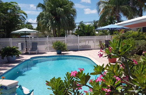 Lauderdale-by-the-Sea Apartment | Your own slice of Paradise is waiting for you! Great location walkable!