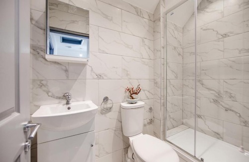 Ashford Apartment | Your Perfect Ashford Retreat Pet-Friendly & Business Ready