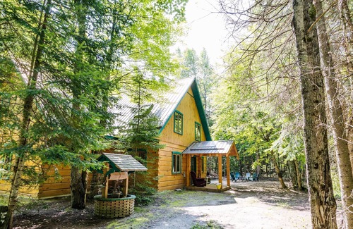 Haliburton Cottage | Your Premier Lakeside Getaway