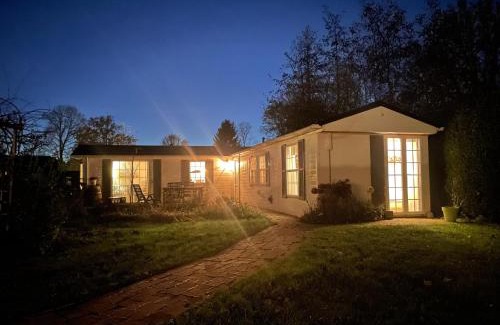 Heinkenszand House | Your Private Zeeland Getaway - Cosy Home With Large Garden