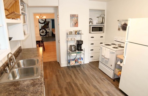 Ishpeming Apartment | Your RAMBA Snow/Mountain Biking Headquarters