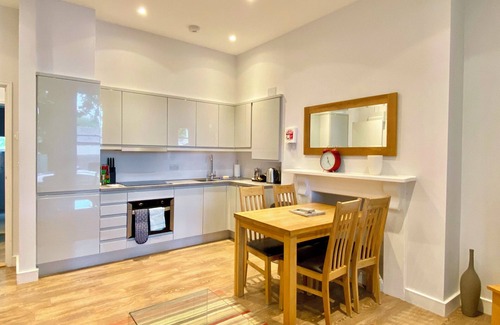 Cambridge Apartment | Your Space Apartments - Jubilee House