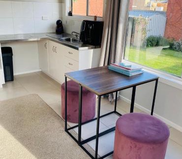 Myrtleford Apartment | Yours and Theirs Pet Friendly Accommodation