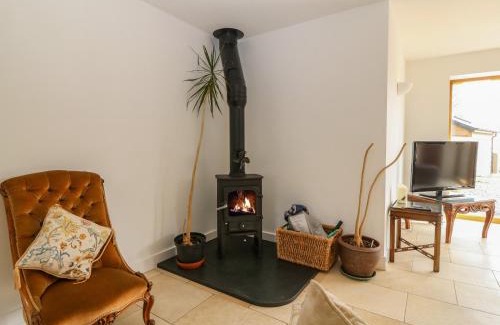 Penmon House | Yr Hen Dairy