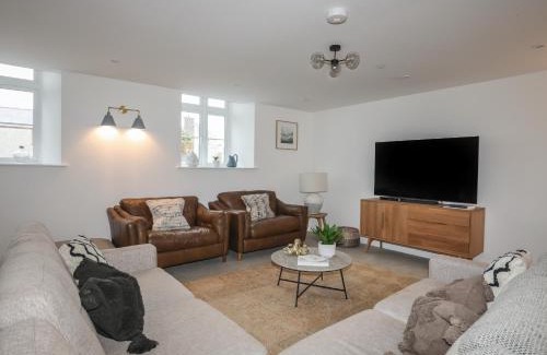 Tyn-y-Gongl House | Ysgol Fawr Big School