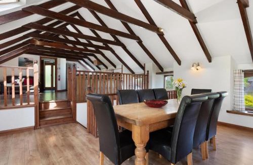 Whitland House | Ysgubor Uchaf