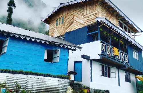 Geyzing House | Yuksam wooden homestay