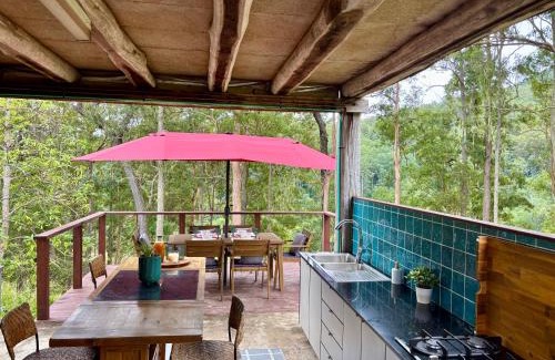 Ellenborough House | Yulo Kopa