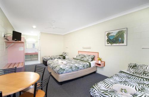 Yungaburra Hotel | Yungaburra Park Motel