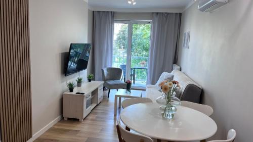 Legnica Apartment | Złote Apartamenty 36