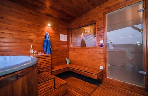 Orzysz Villa | ZACISZE W OGRÓDKU Dom z balią i sauną