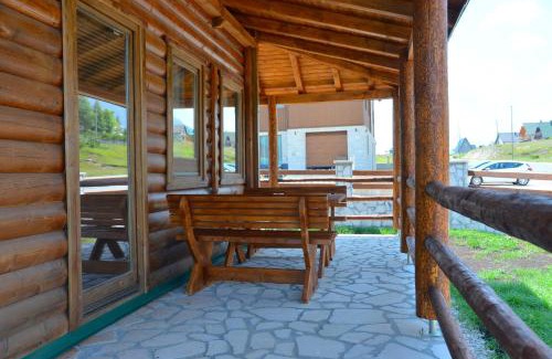 Razvrsje House | Zagrad Homes in Zabljak