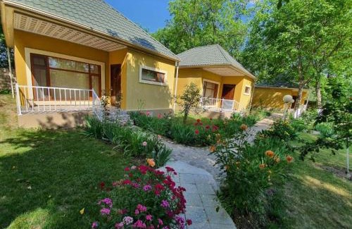 Qusar Hotel | Zangazur hotel & cottages