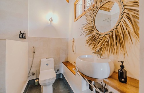 Pwani Mchangani Hotel | Zaria Garden Bungalow