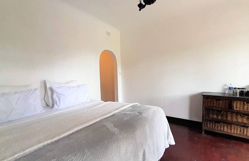 Chinhoyi Bed & Breakfast | Zebras Dazzle B&B | The Peacock room - full of romance and style
