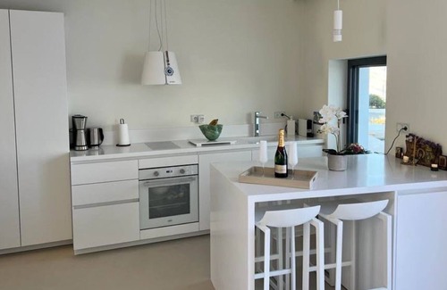 Apollonia Condo | ZELOS VILLA