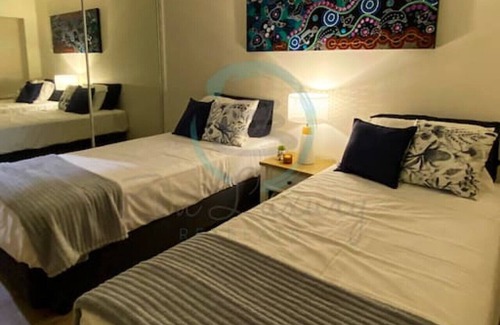 Leanyer House | ZEN AT ROSEWOOD - 2BR Guesthouse & Pool