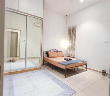 Labu Apartment | Zen Clan Homestay 15mins Sepang, KLIA, USIM, Nilai