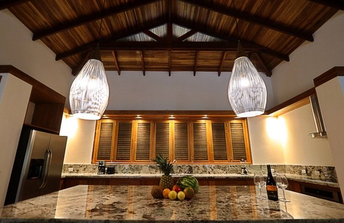 Chiguata Villa | Zen Villa. Luxury balinese style villa
