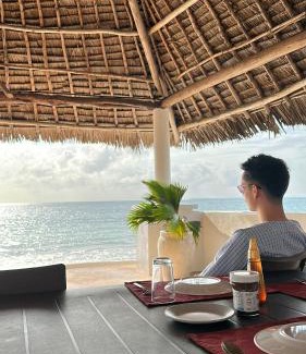 Uroa House | Zen-Zanzibar Beach Front Villa