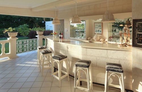 Paynes Bay House | ZenBreak Vistamar is a six bedroom luxury holiday home on Sandy Lane Estate
