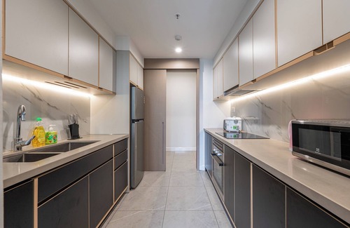 District 1 Apartment | Zenity Dist1@Luxury Resort 3-Bedrooom 4 Beds 2 Bath with Pool,Gym for 7 Guests