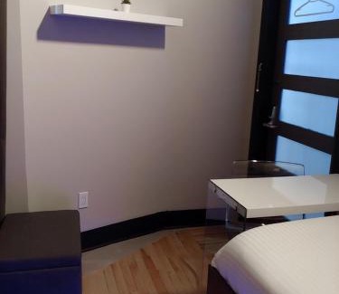 Prescott Hotel | Zens Inn