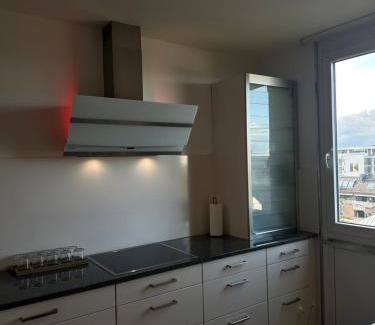 Innenstadt Apartment | Zentral in Neuss, Nähe Messe Düsseldorf
