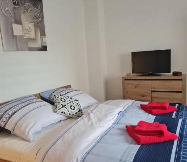 Monheim Apartment | Zentrale, Liebevoll Eingerichtete Ferienwohnung