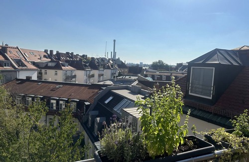 Sendlinger Feld Apartment | Zentrales Sonnendurchflutetes Loft