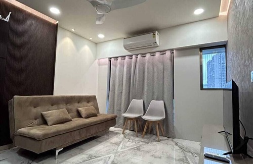 Chembur East Bed & Breakfast | Zest by Union Living