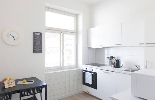 Seefeld Apartment | ZH Bellevue 3 - HITrental Seefeld Apartment