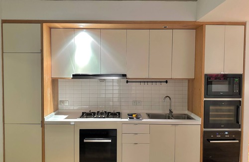 Huangpu Apartment | ZHome - HaiQi Garden - Four Bedroom Apartment on the Bund with Bund View
