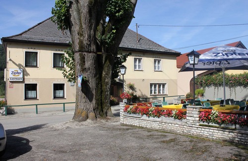 Strass im Attergau Cottage | Zimmer Tradition 5 - Gasthof Zum Stampf