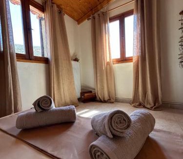 Eretria House | Ziras Traditional Villa