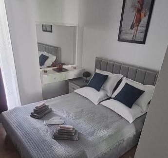 Scheia Apartment | Zlata Imperium Residence