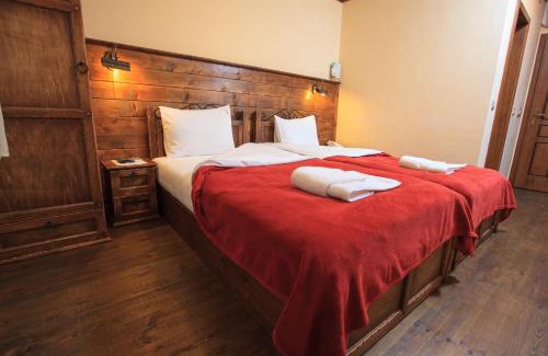 Rozhen Hotel | Zlaten Rozhen Family Hotel- Monument of Cultural Significance